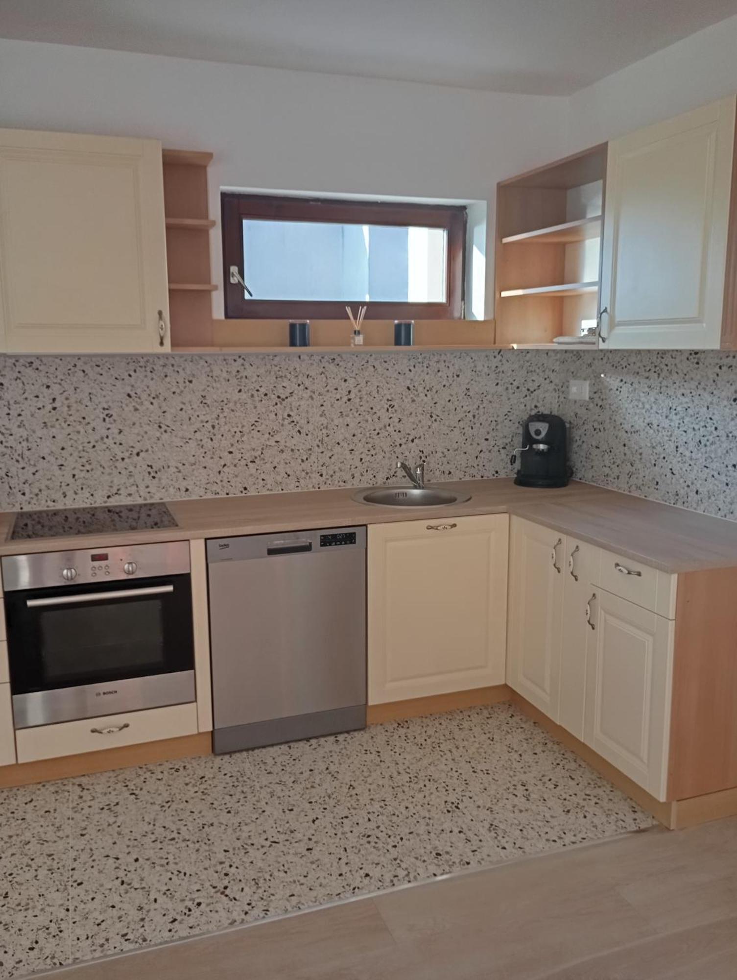 House Daniela Apartment Omisalj Luaran gambar
