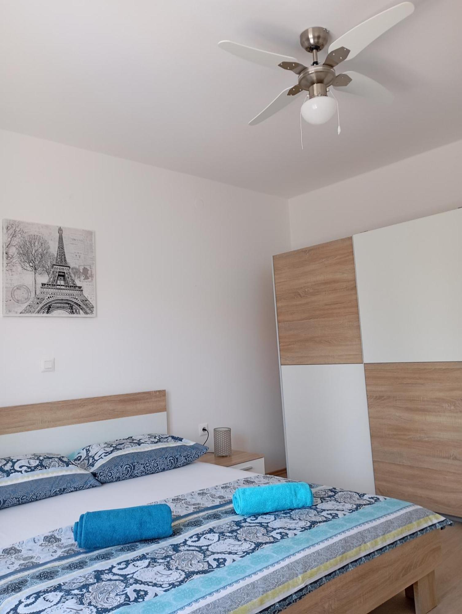 House Daniela Apartment Omisalj Luaran gambar